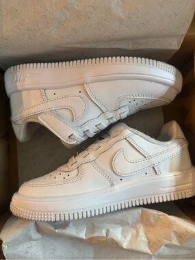 Nike Force 1 / 11C